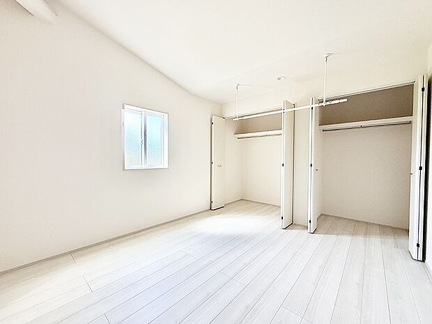 ■落ち着いた色合いのお部屋で穏やかな時間を楽しめます