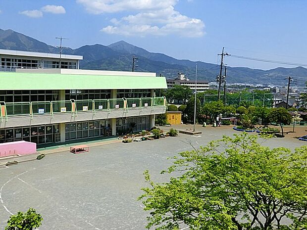 幼稚園・保育園 400m 秦野市立しぶさわこども園