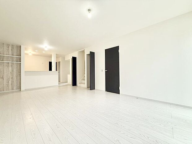 ■心落ち着く場所、ゆったり過ごせるリビング