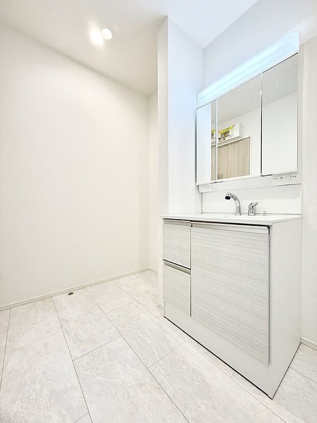 ■朝の準備がスムーズにできる広さです