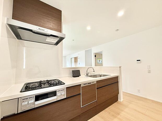 ■家族の絆を深める、温もりのあるキッチン