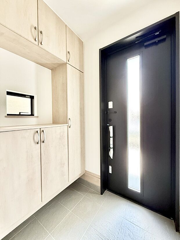 ■ シンプルで美しく、快適な暮らしの入り口