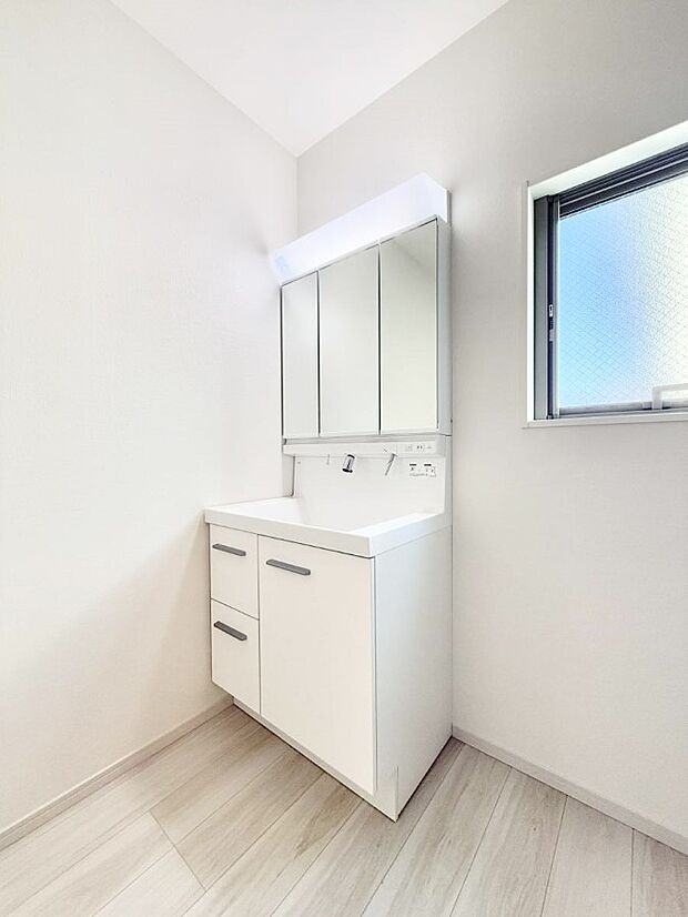 ■朝の準備がスムーズにできる広さです