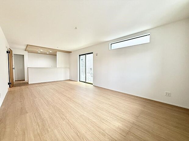 ■くつろぎと笑顔が集まる、心温まるリビング