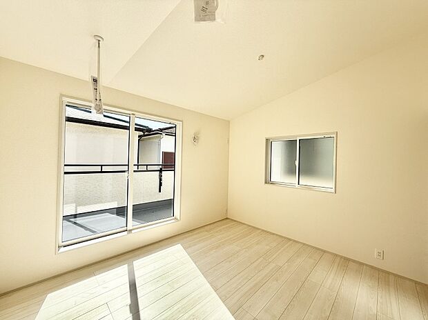 ■窓の配置や通気性の良い設計で部屋の空気がこもらず、常に新鮮な空気が流れます