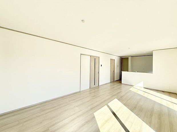 ■くつろぎと笑顔が集まる、心温まるリビング