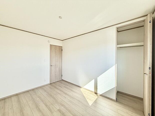 ■窓の配置や通気性の良い設計で部屋の空気がこもらず、常に新鮮な空気が流れます