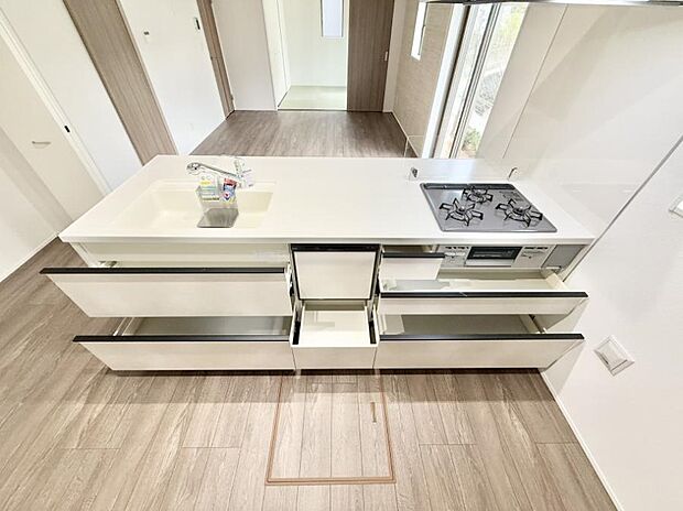 ■料理がもっと楽しくなる、快適なキッチン空間