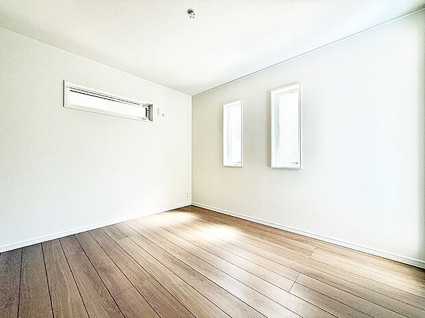 ■落ち着いた色合いのお部屋で穏やかな時間を楽しめます