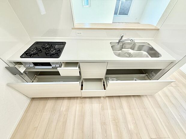 ■料理がもっと楽しくなる、快適なキッチン空間