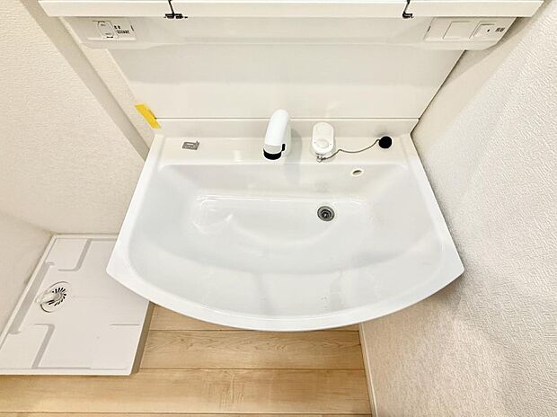 ■手洗いや顔を洗う時も快適に使える便利なシャワー