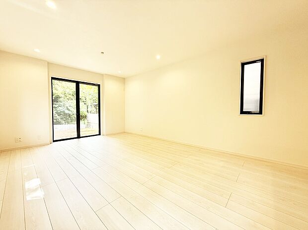 ■心落ち着く場所、ゆったり過ごせるリビング