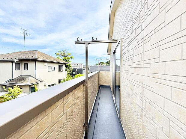 ■ 季節の移ろいを感じられる開放的な空間です