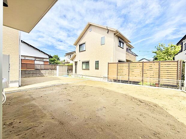■庭付き住宅はガーデニングや家族のイベントなど多様な使用用途で活用できます  