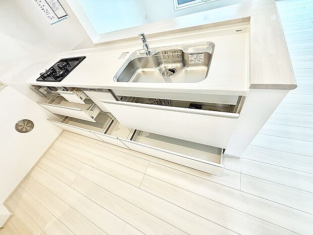 ■家族の絆を深める、温もりのあるキッチン