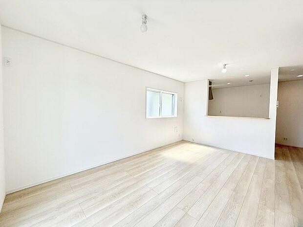 ■くつろぎと笑顔が集まる、心温まるリビング