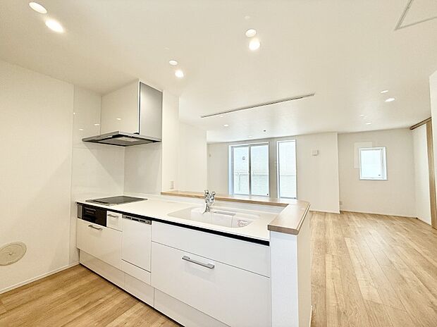 ■美味しい時間が生まれる、笑顔あふれるキッチン