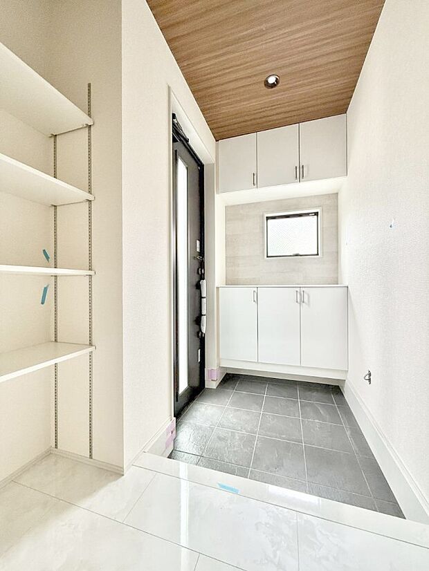 ■玄関はお家の顔!おしゃれな玄関でお客様をお迎え!