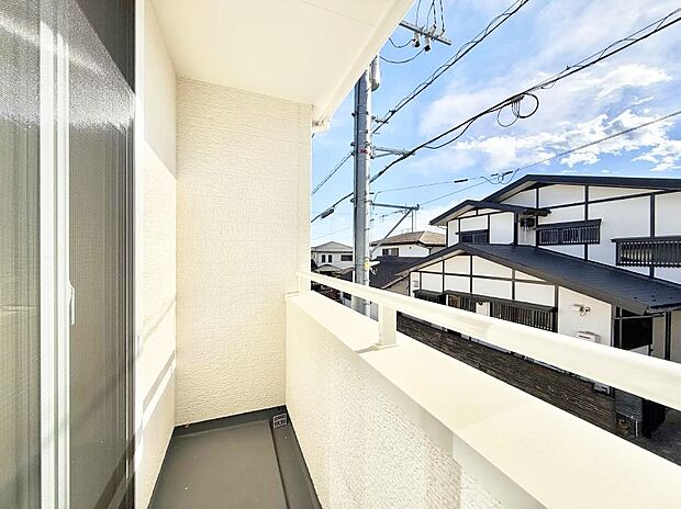 ■ 季節の移ろいを感じられる開放的な空間です