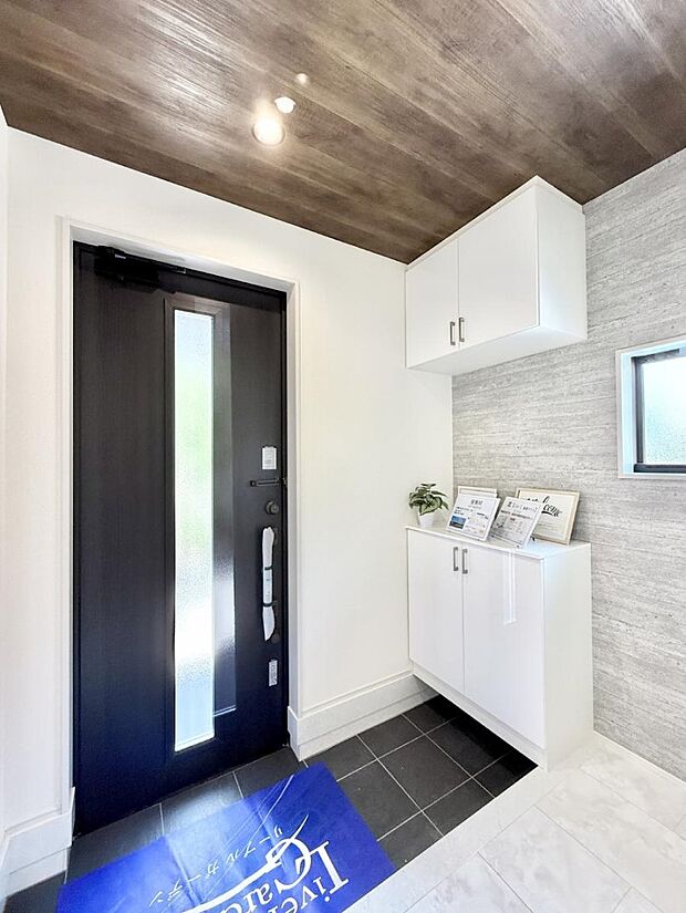 ■ ここから始まる一日、すっきり整った玄関