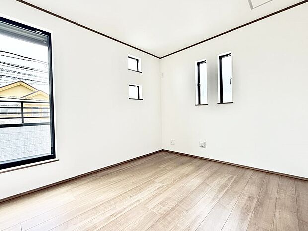 ■窓の配置や通気性の良い設計で部屋の空気がこもらず、常に新鮮な空気が流れます