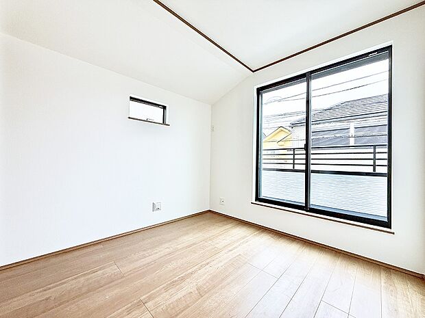 ■落ち着いた雰囲気のお部屋で心が安らぐ空間