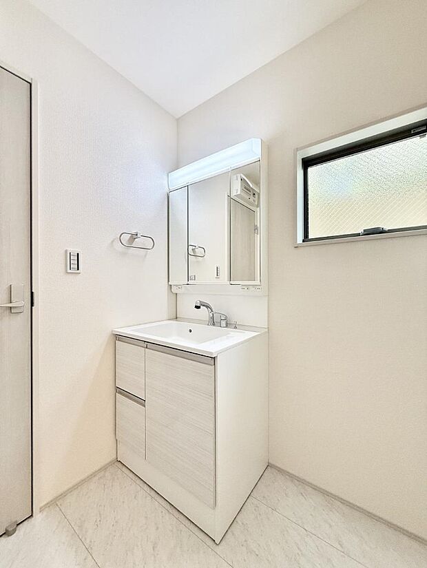 ■朝の準備がスムーズにできる広さです