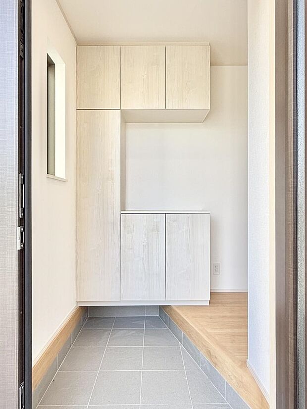 ■ ここから始まる一日、すっきり整った玄関