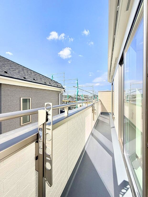 ■ 季節の移ろいを感じられる開放的な空間です