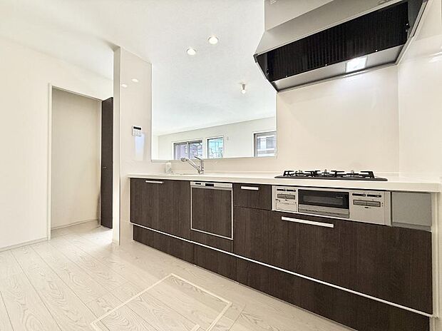 ■美味しい時間が生まれる、笑顔あふれるキッチン