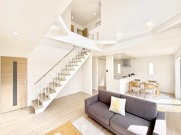 ■心落ち着く場所、ゆったり過ごせるリビング