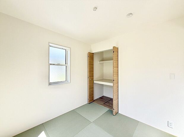 ■落ち着いた色合いのお部屋で穏やかな時間を楽しめます