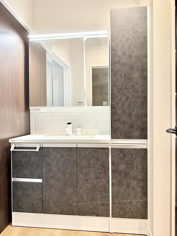 ■朝の準備がスムーズにできる広さです