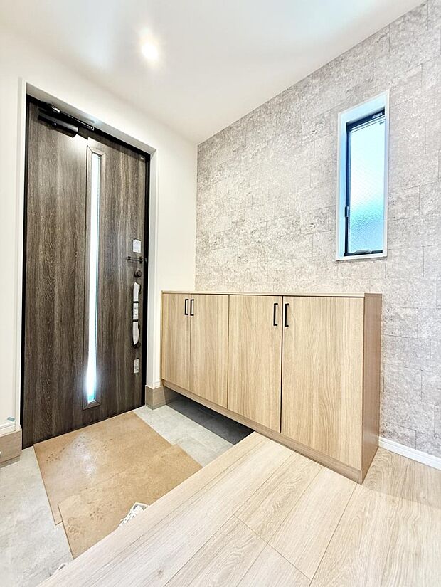 ■ ここから始まる一日、すっきり整った玄関