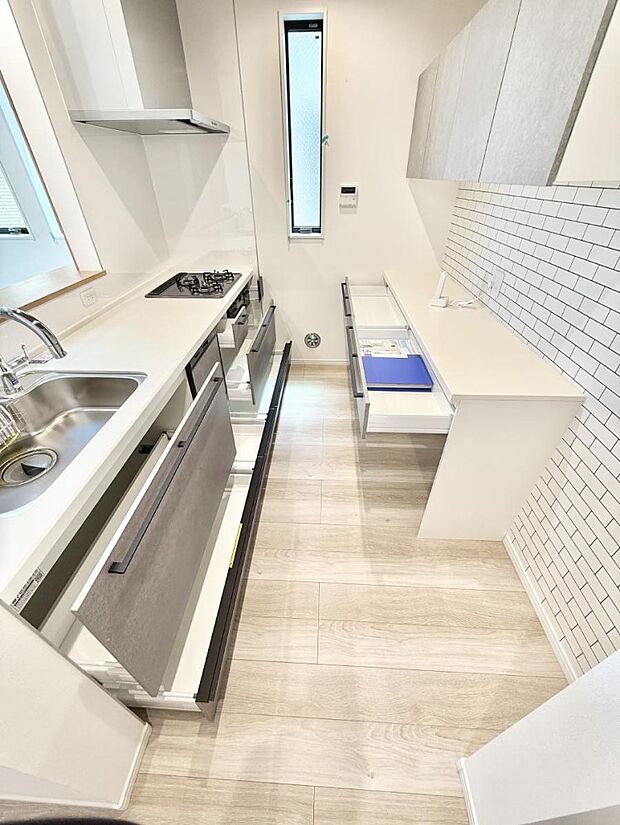 ■家族の絆を深める、温もりのあるキッチン