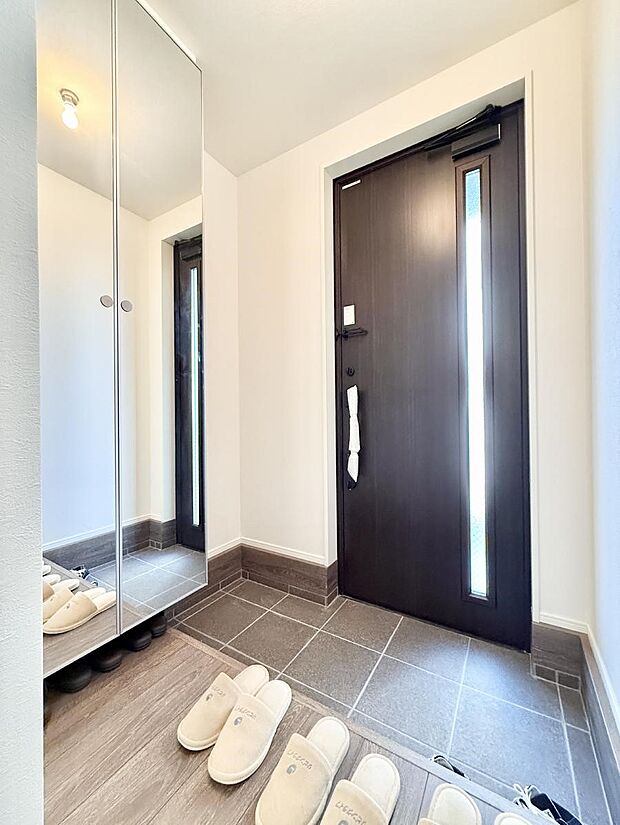 ■ ここから始まる一日、すっきり整った玄関