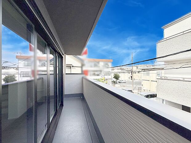 ■ 季節の移ろいを感じられる開放的な空間です