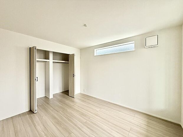 ■落ち着いた色合いのお部屋で穏やかな時間を楽しめます