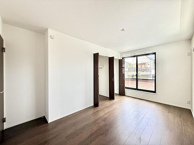 ■落ち着いた色合いのお部屋で穏やかな時間を楽しめます