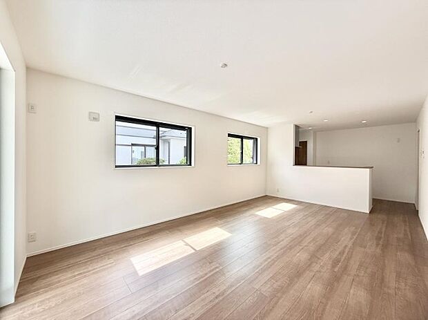 ■くつろぎと笑顔が集まる、心温まるリビング