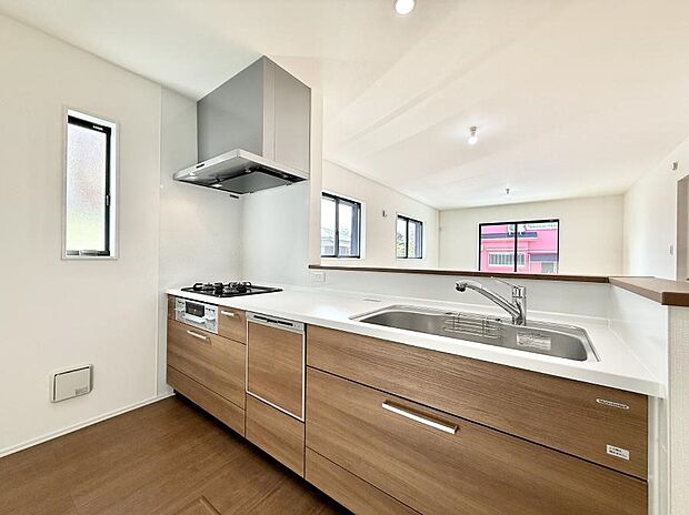 ■家族の絆を深める、温もりのあるキッチン