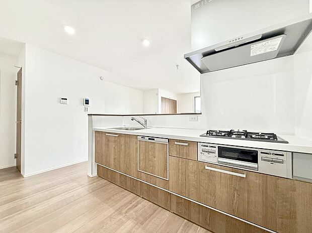 ■シンプルで機能的、毎日使いやすいキッチン