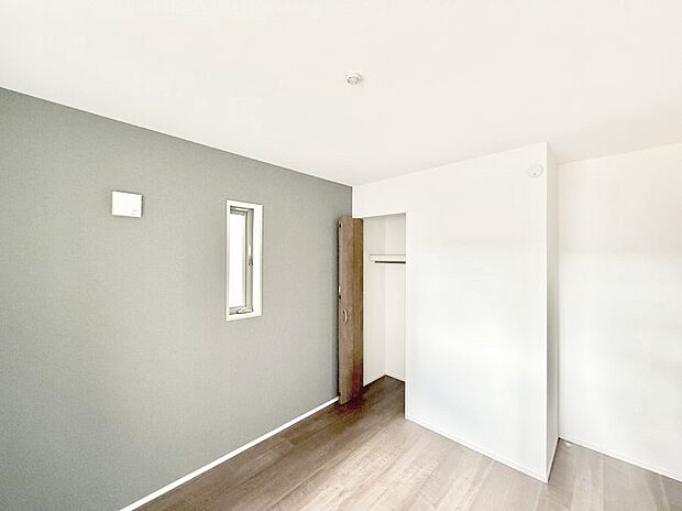 ■落ち着いた色合いのお部屋で穏やかな時間を楽しめます