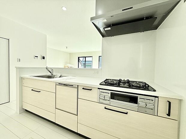 ■シンプルで美しく心地よい時間を生むキッチン空間