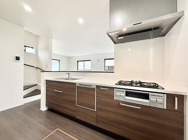 ■家族の絆を深める、温もりのあるキッチン