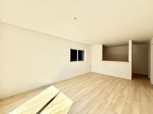 ■くつろぎと笑顔が集まる、心温まるリビング