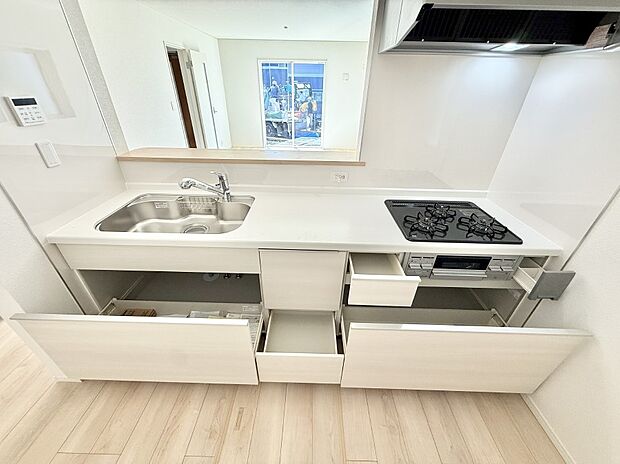 ■料理がもっと楽しくなる、快適なキッチン空間