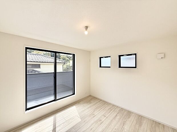 ■窓の配置や通気性の良い設計で部屋の空気がこもらず、常に新鮮な空気が流れます