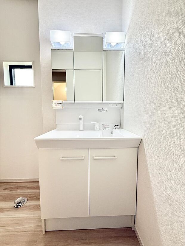 ■朝の準備がスムーズにできる広さです