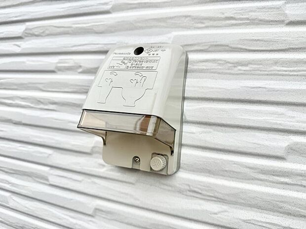 ■屋外に電源コンセントがあれば、高圧洗浄機で窓や外壁を掃除するなど便利です。